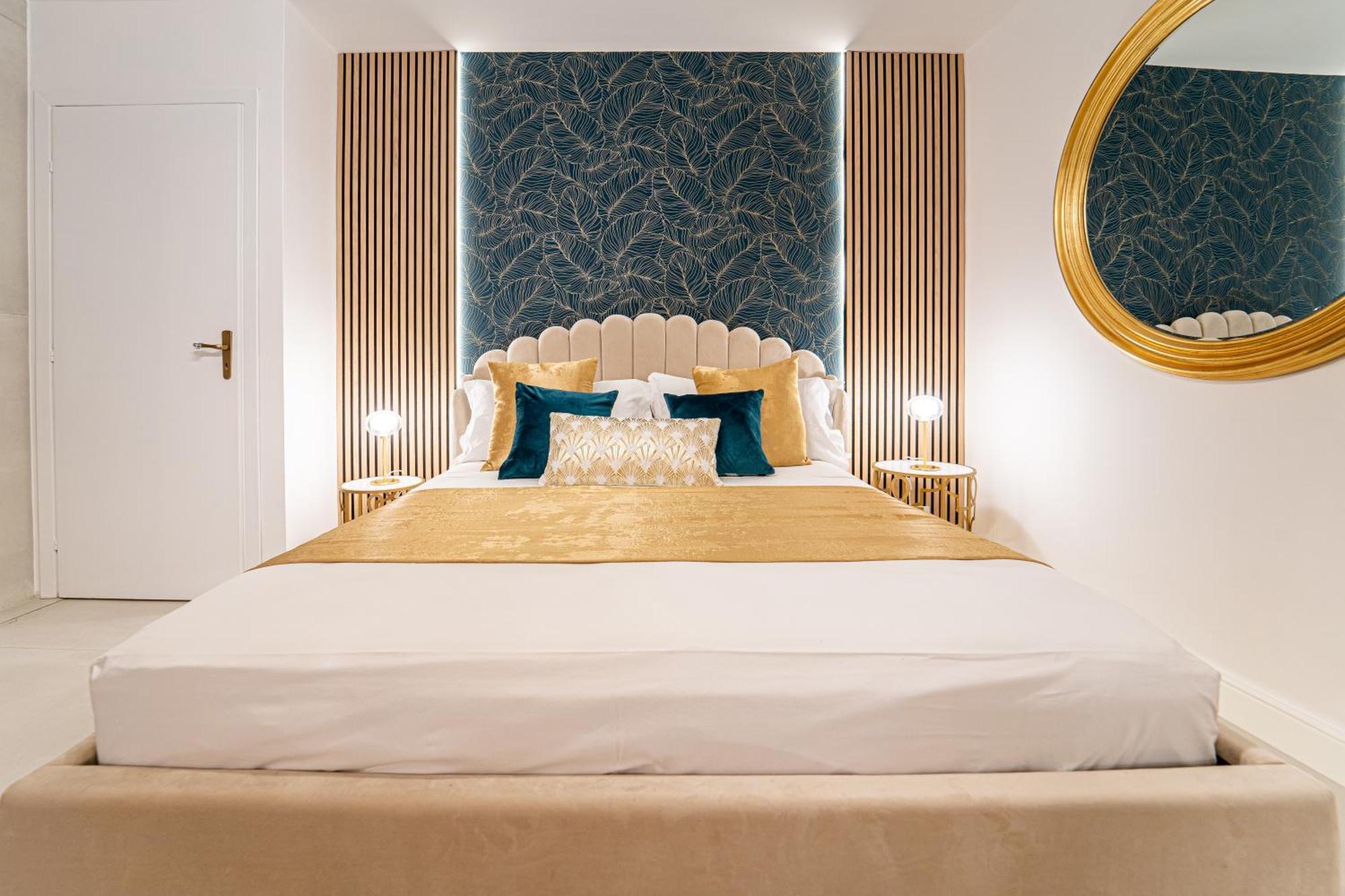 Johnny'S Suites Taormina Beach Bay Εξωτερικό φωτογραφία