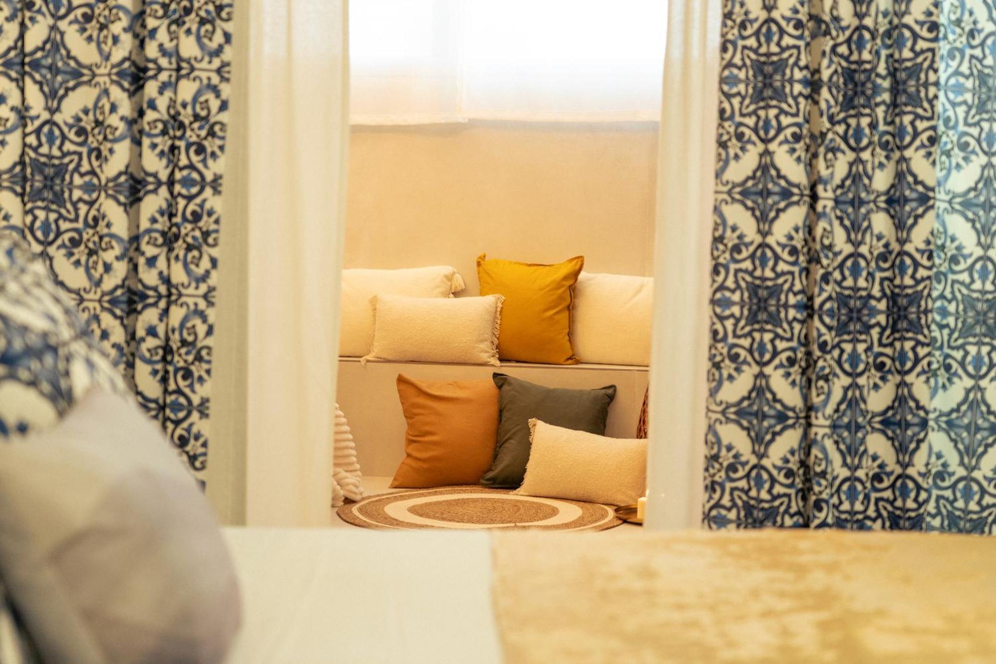 Johnny'S Suites Taormina Beach Bay Εξωτερικό φωτογραφία