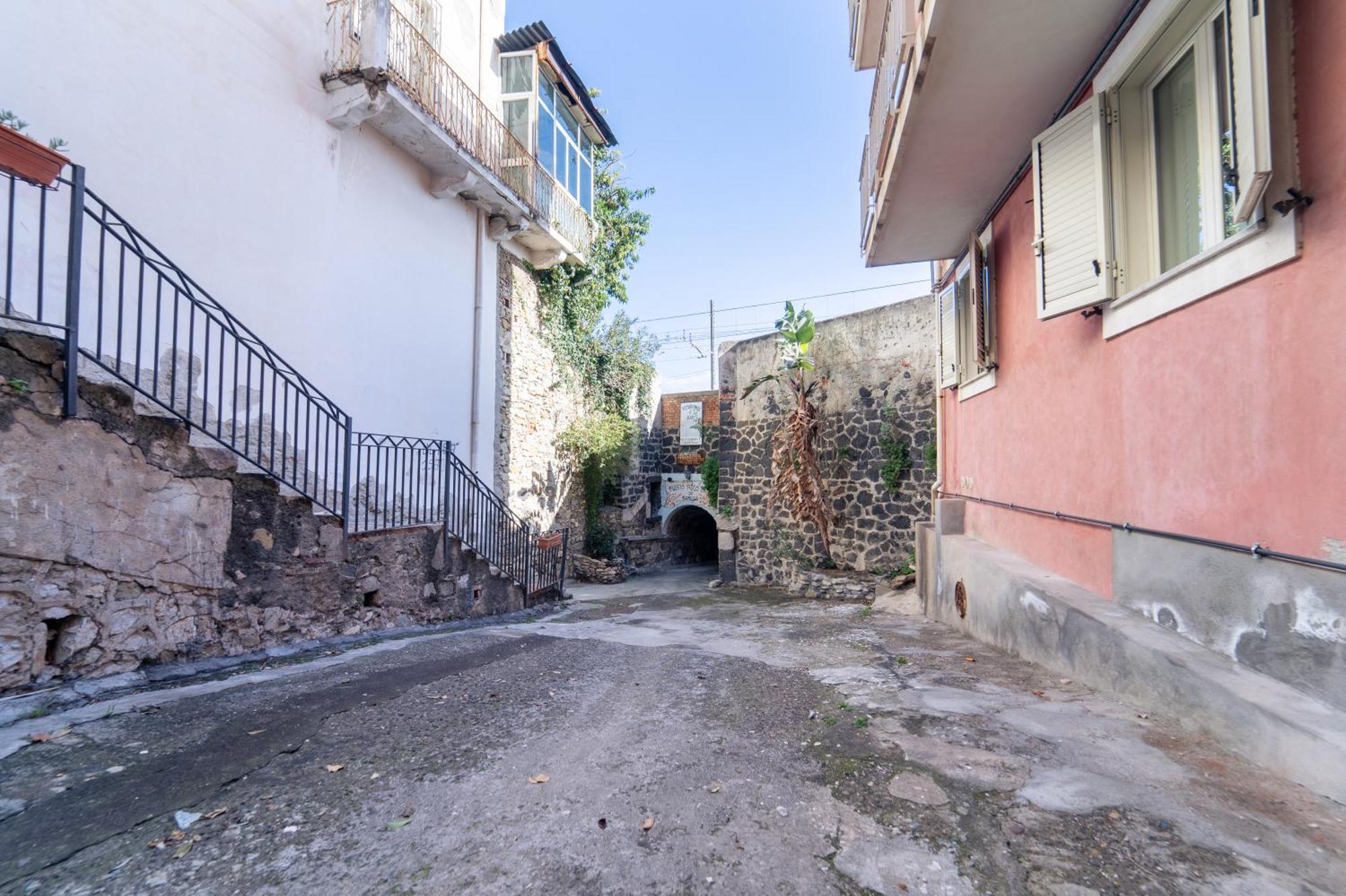 Johnny'S Suites Taormina Beach Bay Εξωτερικό φωτογραφία